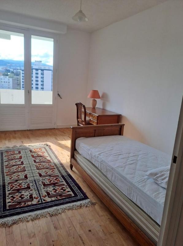 Location Appartement à Clermont-Ferrand 5 pièces