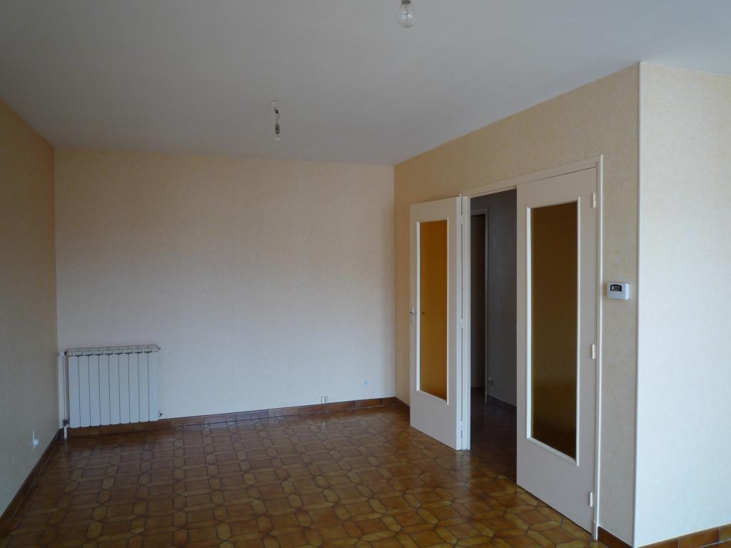 Location Appartement à Montluçon 2 pièces