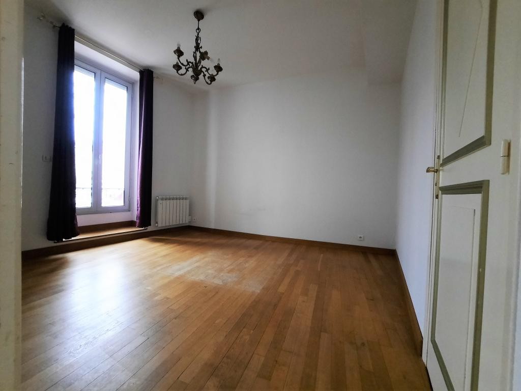 Location Appartement à Moulins 7 pièces