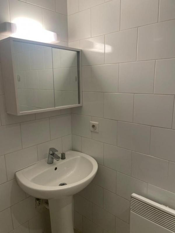 Location Appartement à Paris Reuilly 12e arrondissement 1 pièce