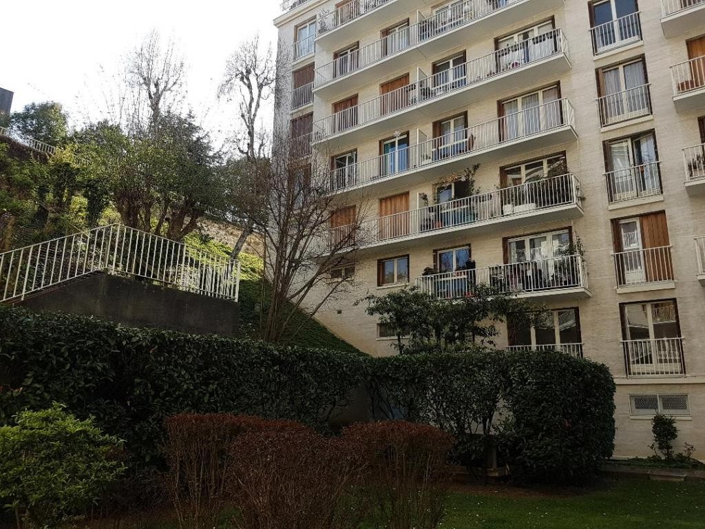 Location Appartement à Sèvres 1 pièce