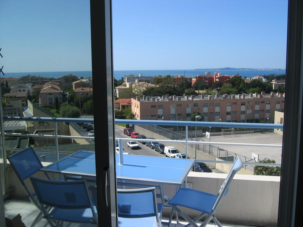 Location Appartement à Saint-Laurent-du-Var 1 pièce