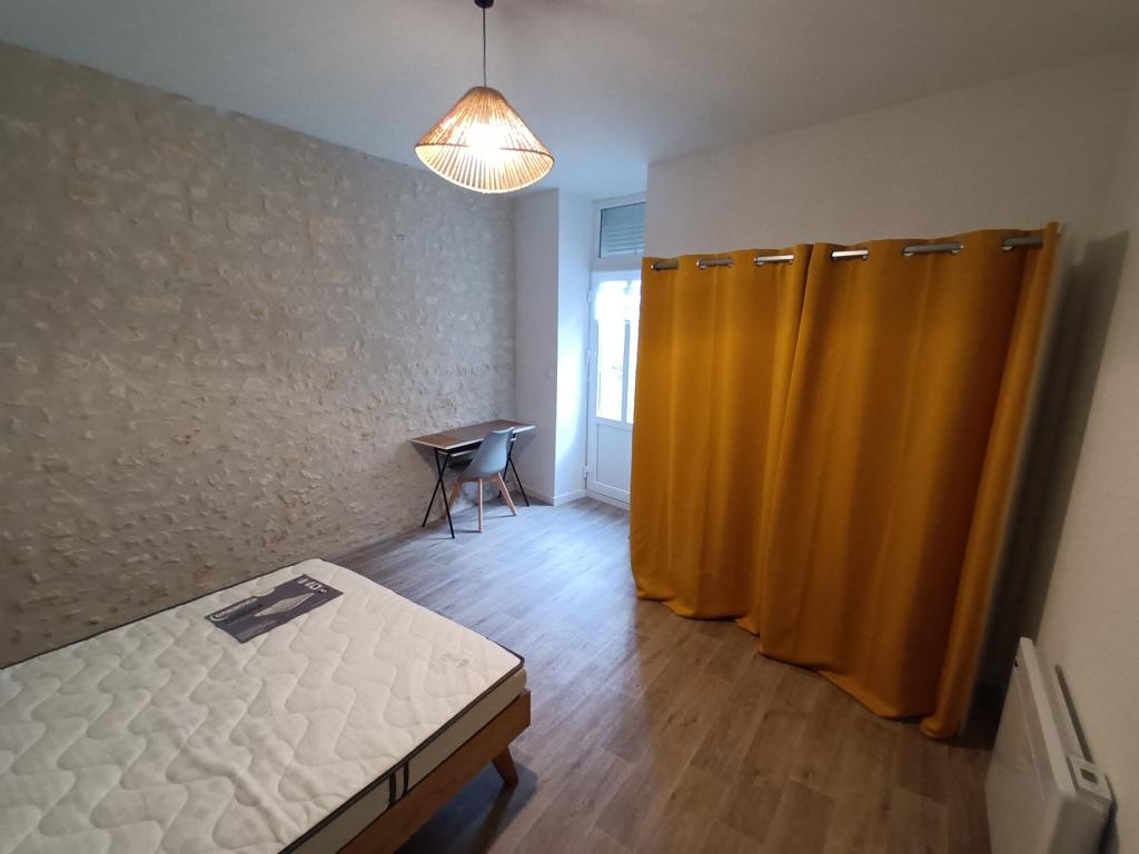 Location Appartement à les Aix-d'Angillon 2 pièces