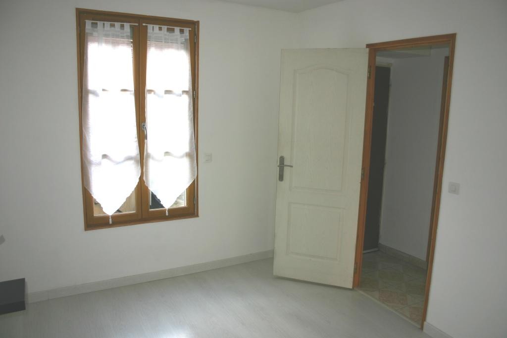 Location Appartement à Houdan 2 pièces