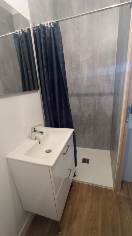 Location Appartement à Saint-Laurent-sur-Sèvre 1 pièce