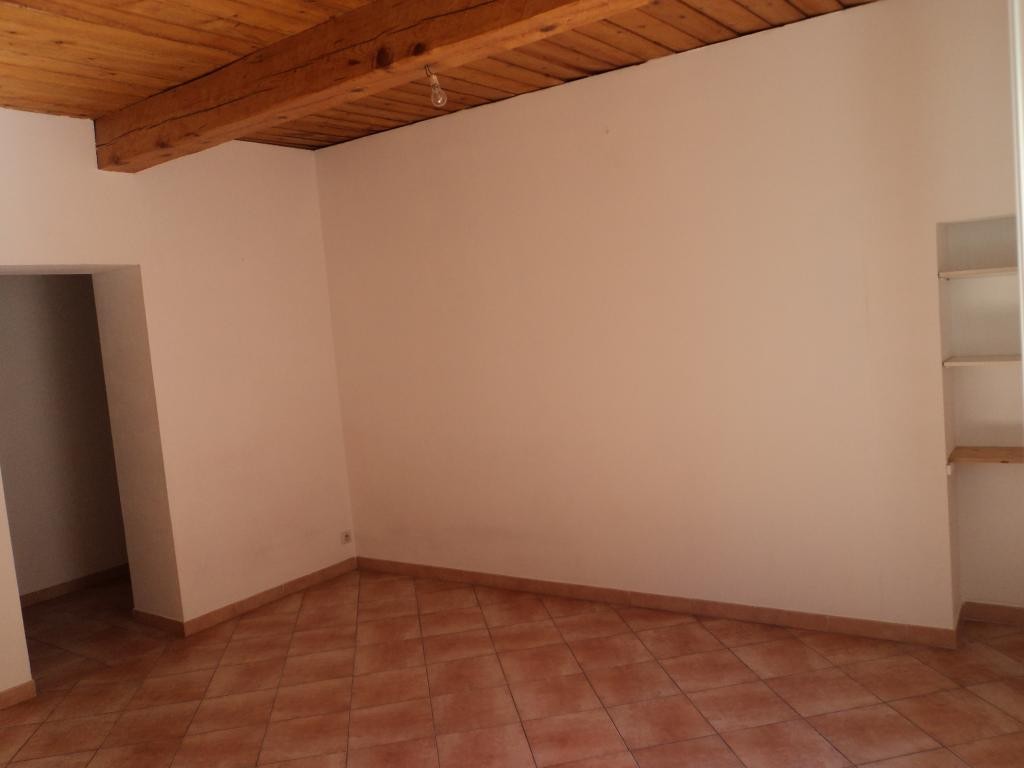 Location Appartement à Signes 2 pièces