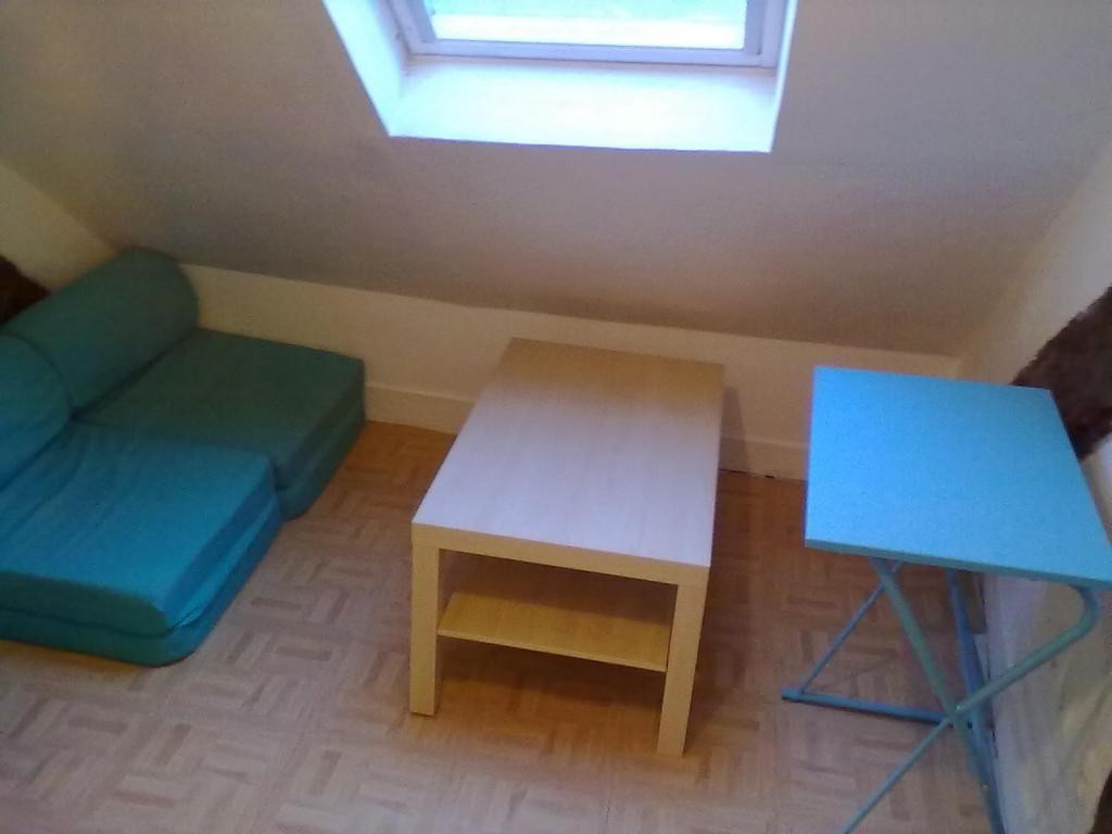 Location Appartement à Paris Entrepôt 10e arrondissement 1 pièce