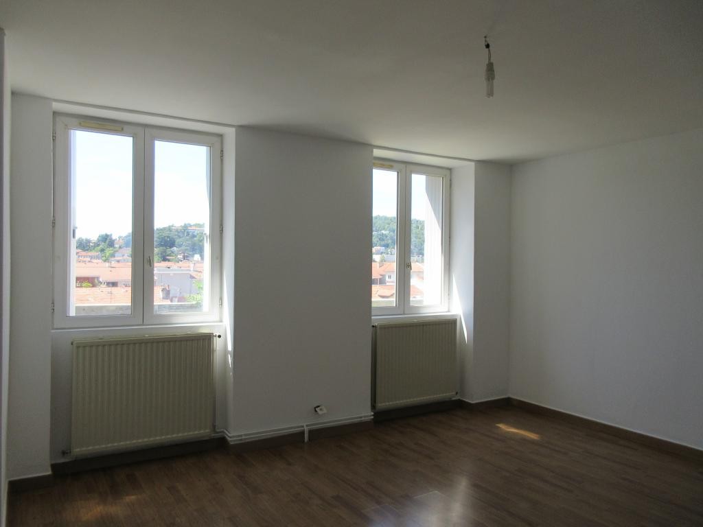 Location Appartement à Saint-Étienne 2 pièces