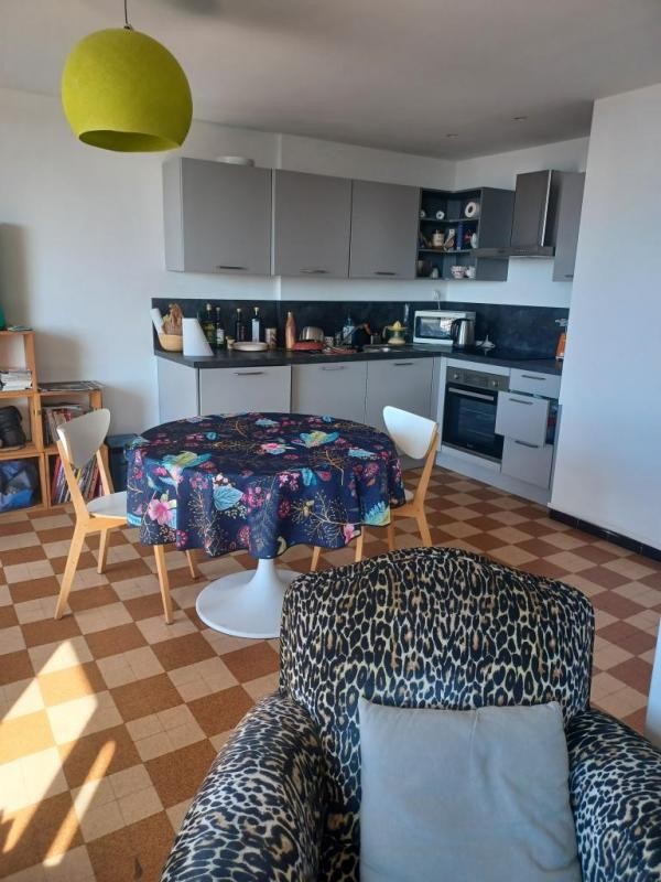 Location Appartement à Marseille 4e arrondissement 2 pièces