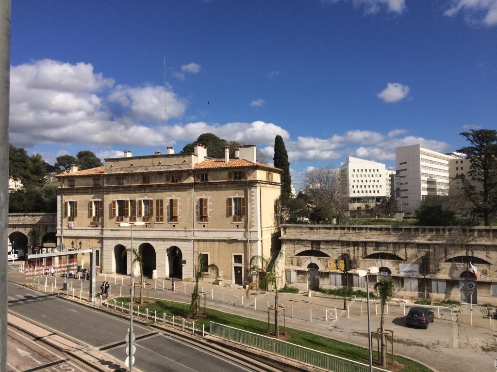 Location Appartement à Toulon 1 pièce