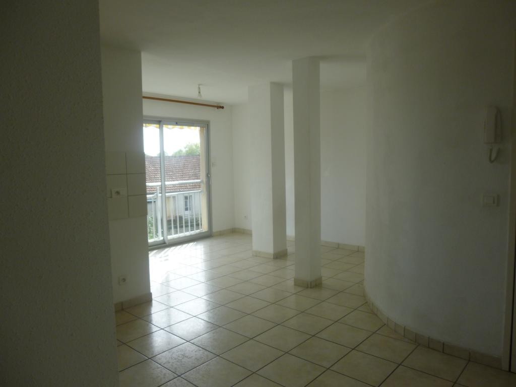 Location Appartement à Lacapelle-Marival 3 pièces