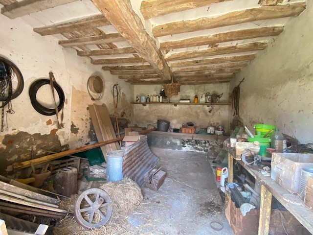 Vente Garage / Parking à la Chapelle-Réanville 2 pièces