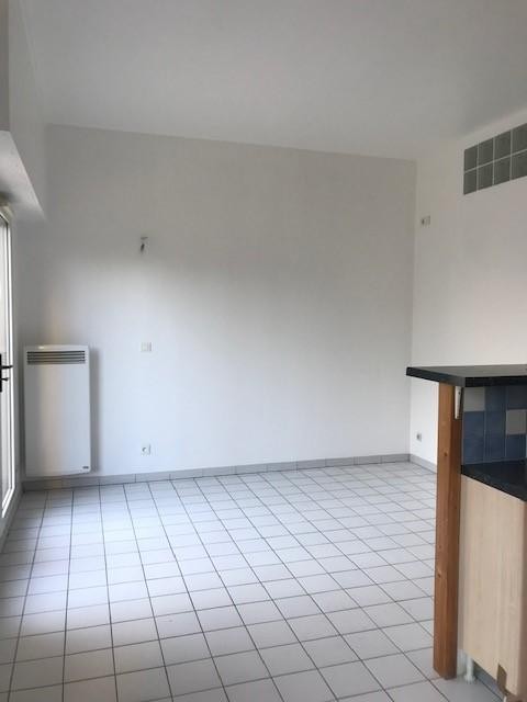 Location Appartement à Lamorlaye 1 pièce