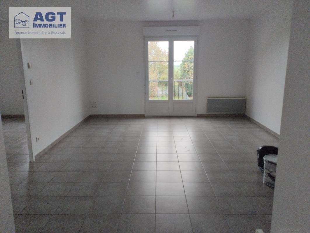 Location Appartement à Crèvecœur-le-Grand 3 pièces