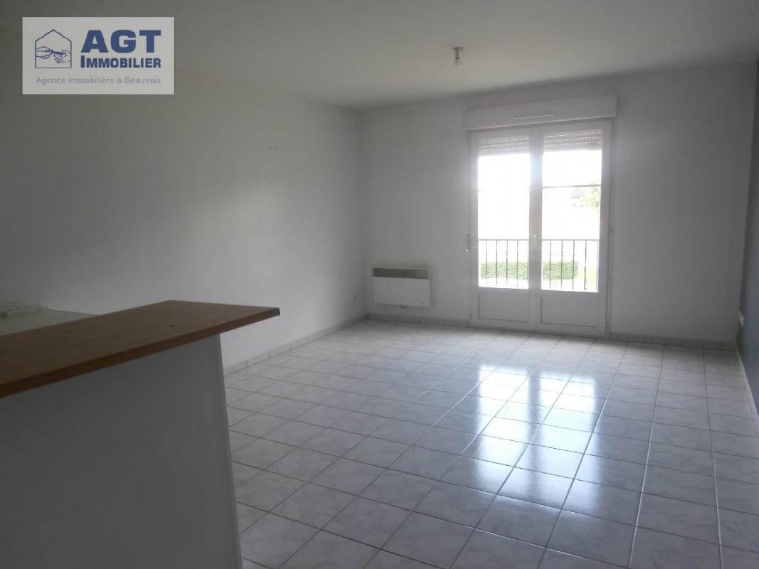 Location Appartement à Crèvecœur-le-Grand 3 pièces