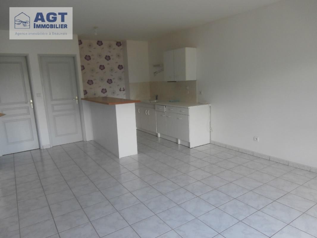 Location Appartement à Crèvecœur-le-Grand 3 pièces