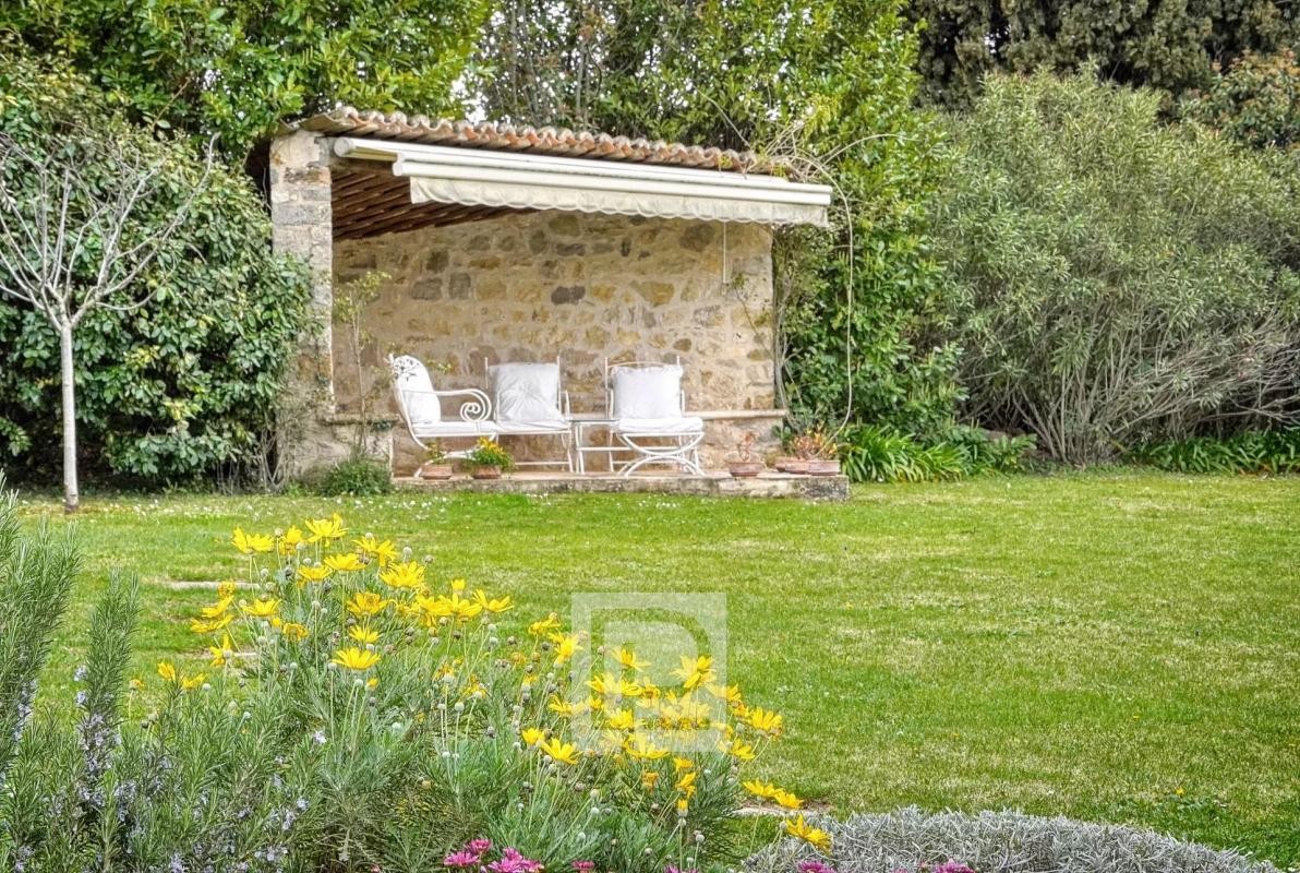 Vente Maison à Châteauneuf-Grasse 9 pièces