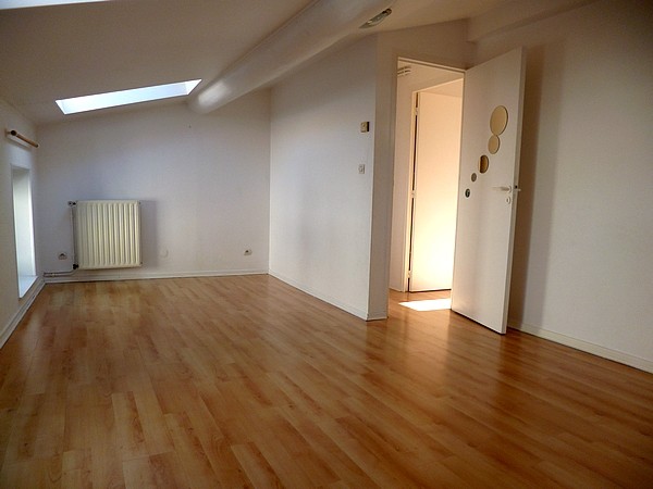 Location Appartement à Beaumont 2 pièces