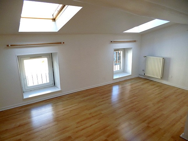 Location Appartement à Beaumont 2 pièces