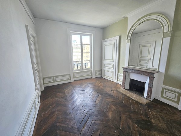 Location Appartement à Clermont-Ferrand 5 pièces