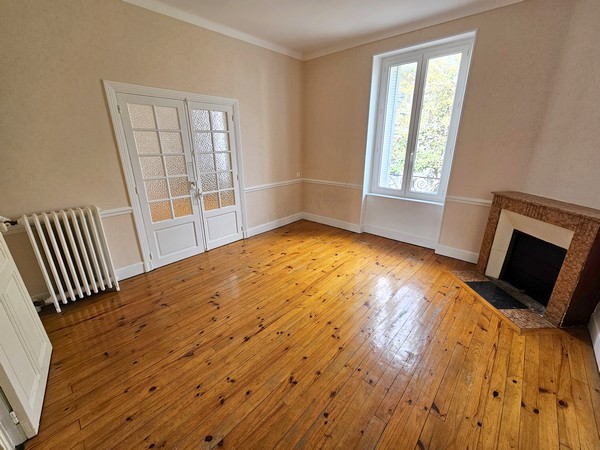 Location Appartement à Clermont-Ferrand 5 pièces