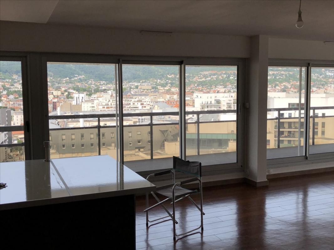 Location Appartement à Clermont-Ferrand 4 pièces