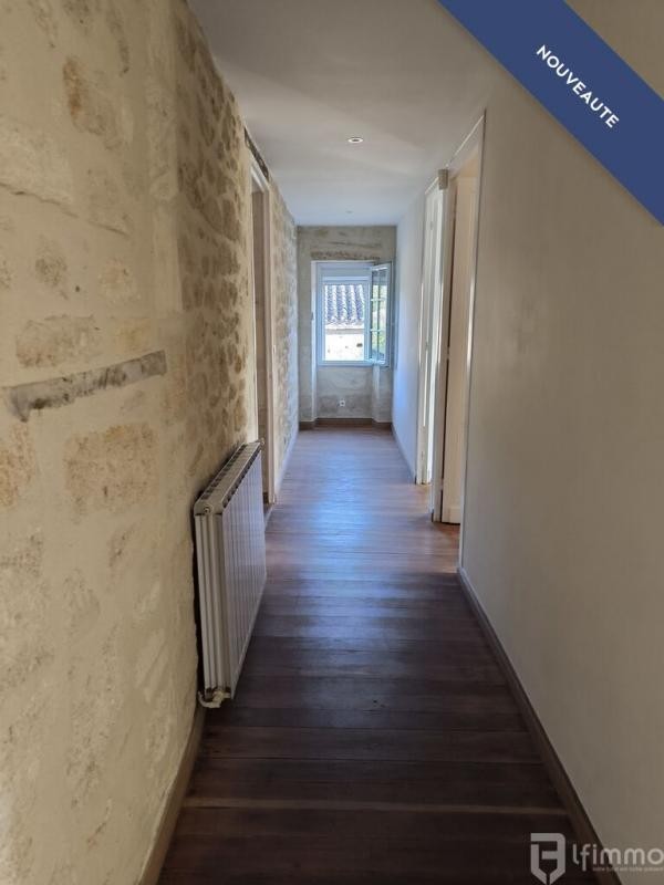 Vente Maison à Saint-Laurent-d'Arce 9 pièces