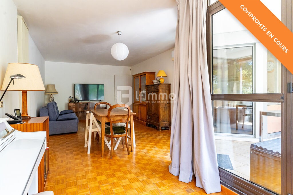 Vente Appartement à Marseille 8e arrondissement 3 pièces