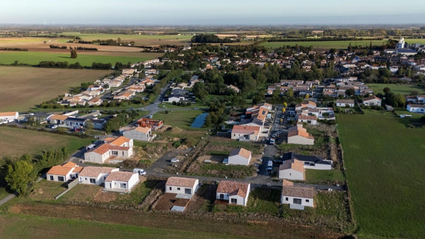 Vente Terrain à Courçon 0 pièce