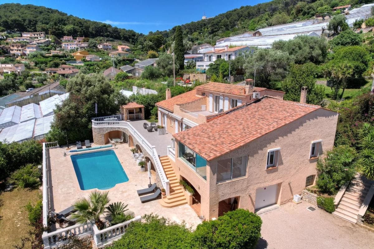 Vente Maison à Vallauris 9 pièces