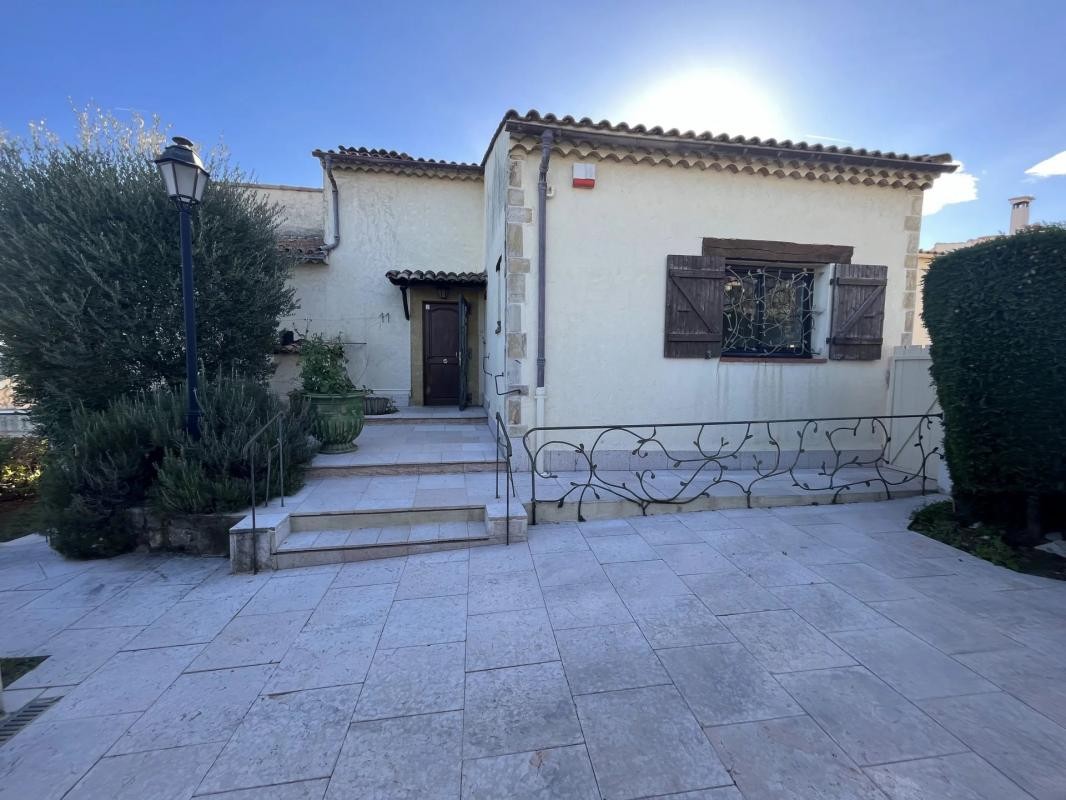 Vente Maison à Cagnes-sur-Mer 8 pièces