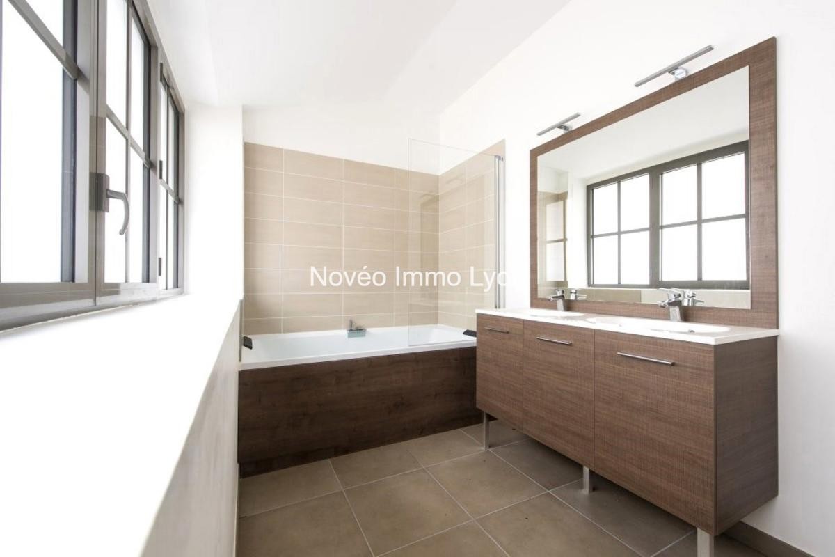 Vente Appartement à Lyon 8e arrondissement 4 pièces