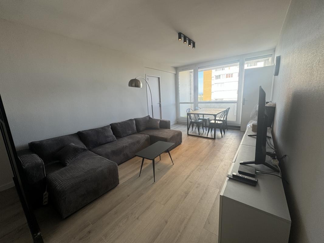 Location Appartement à Villeurbanne 6 pièces