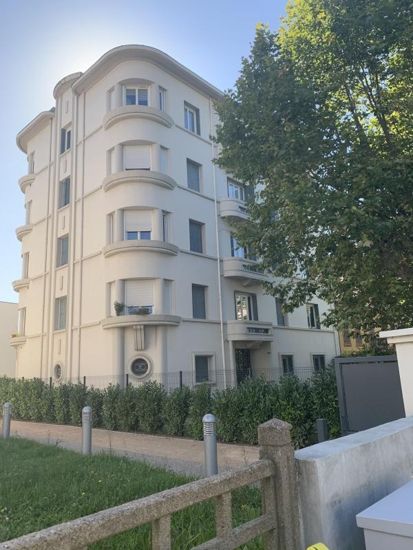 Location Appartement à Vénissieux 6 pièces