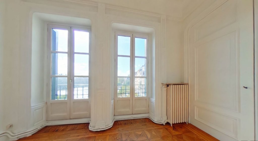 Location Appartement à Lyon 5e arrondissement 6 pièces