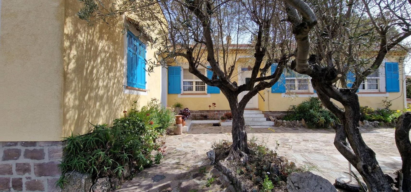 Vente Maison à Roquebrune-sur-Argens 6 pièces