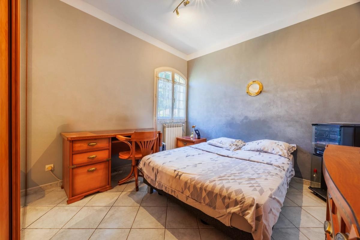 Vente Maison à Saint-Cyr-sur-Mer 5 pièces