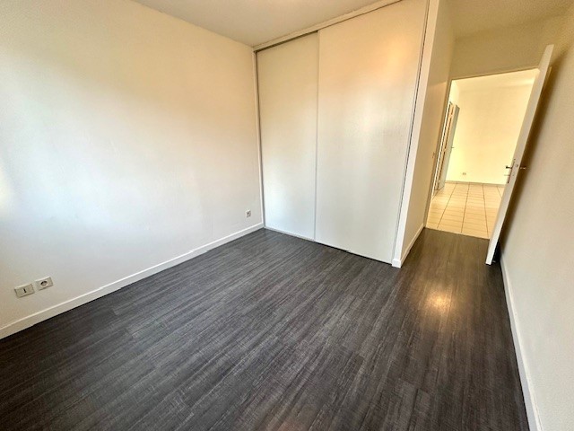 Location Appartement à Décines-Charpieu 2 pièces