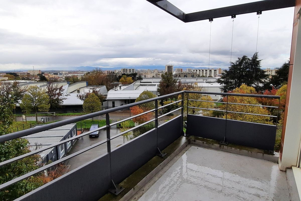 Vente Appartement à Saint-Priest 3 pièces