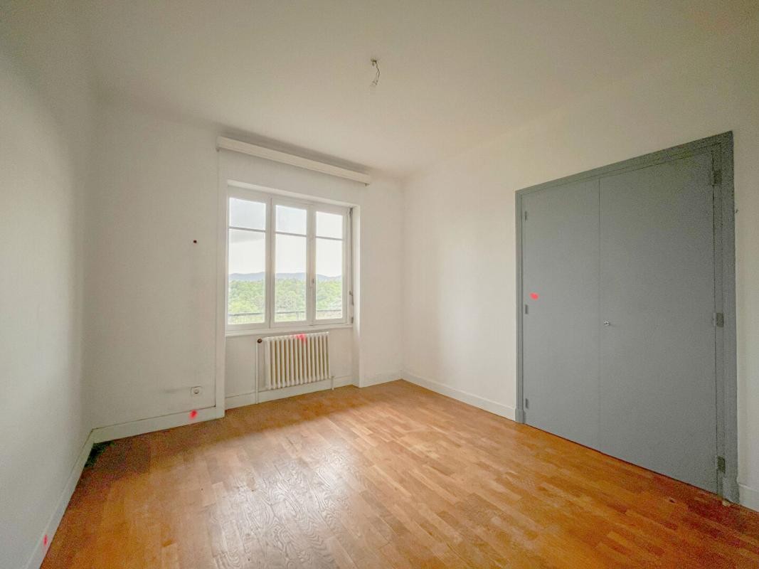 Vente Appartement à Charbonnières-les-Bains 4 pièces