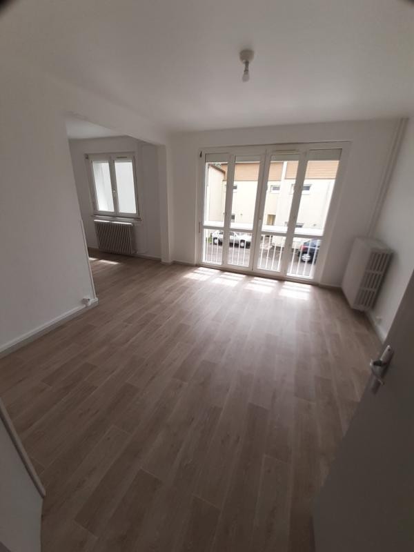 Location Appartement à Haut-du-Them-Château-Lambert 4 pièces