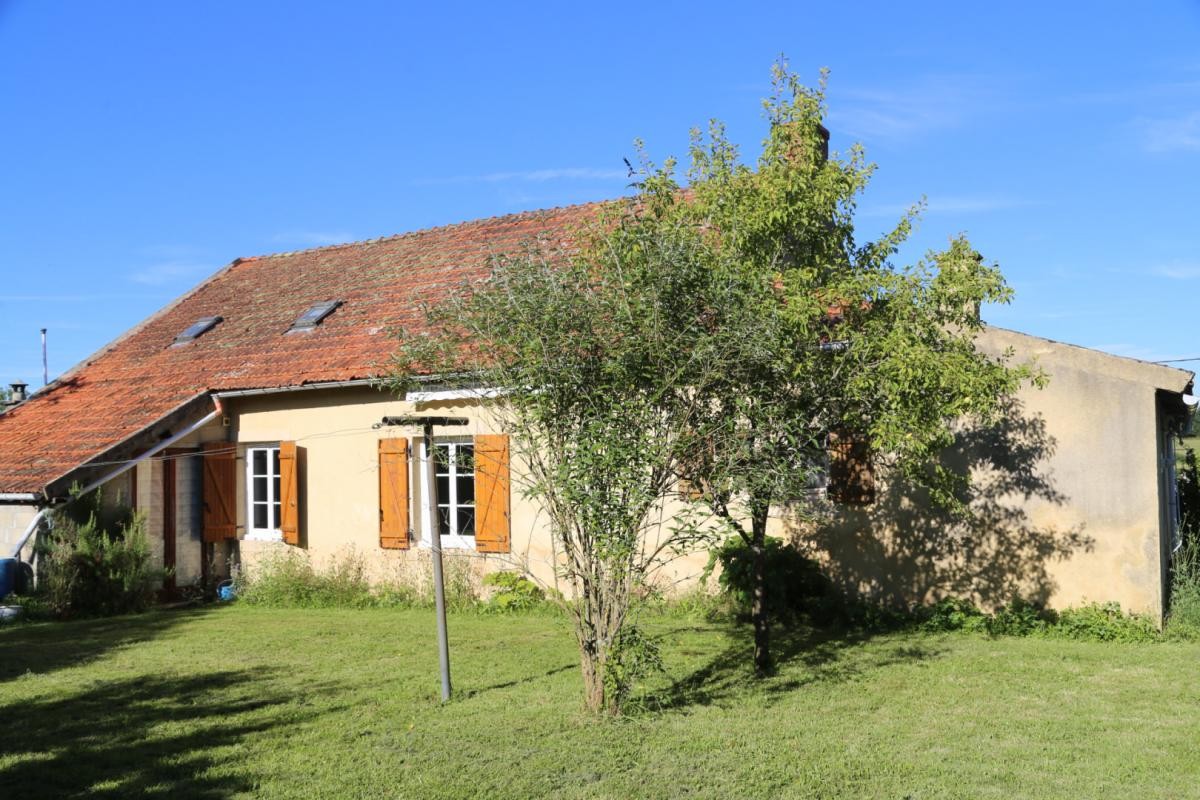 Vente Maison à Saint-Forgeot 8 pièces