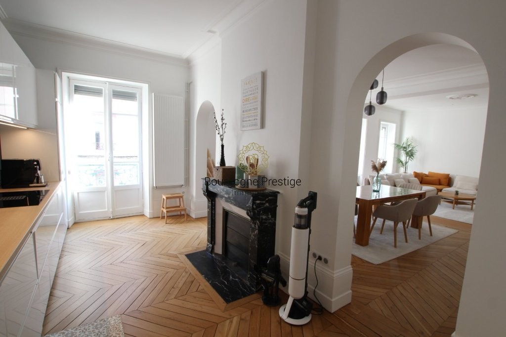 Vente Appartement à Chalon-sur-Saône 6 pièces