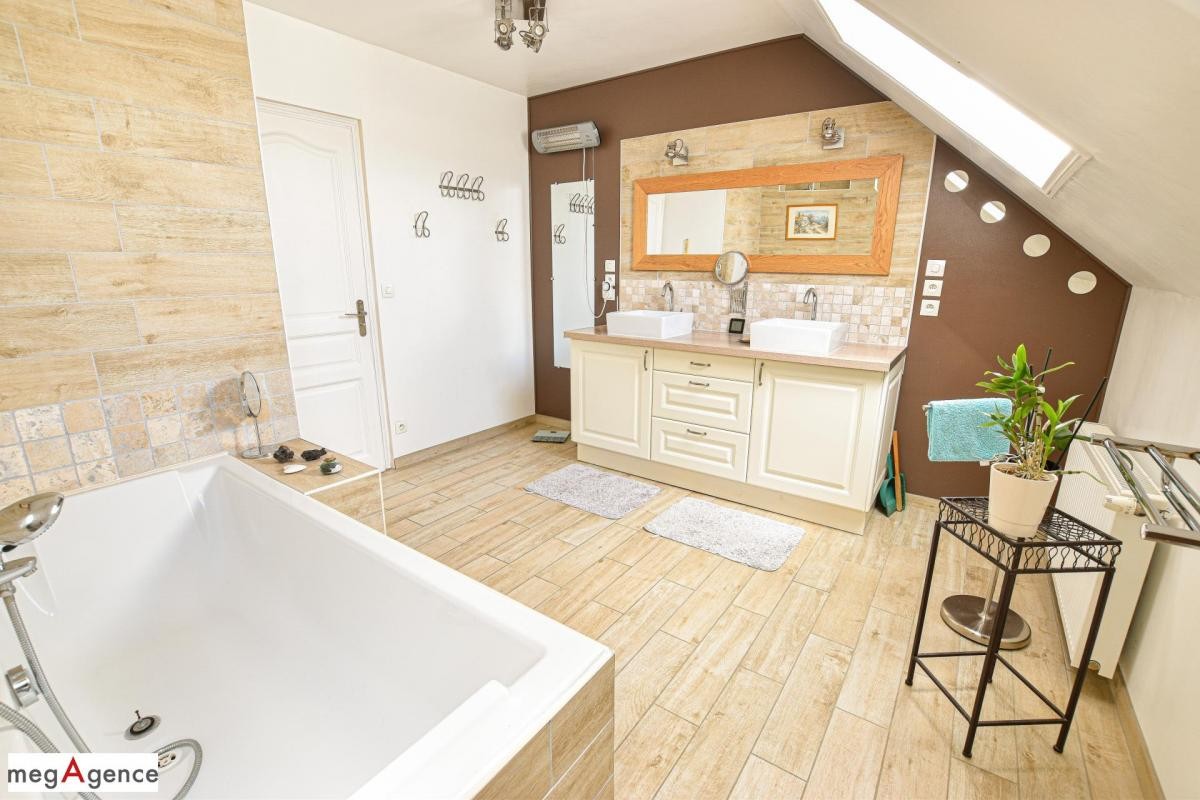 Vente Maison à la Suze-sur-Sarthe 8 pièces