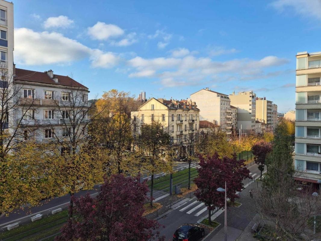 Location Appartement à Saint-Étienne 3 pièces