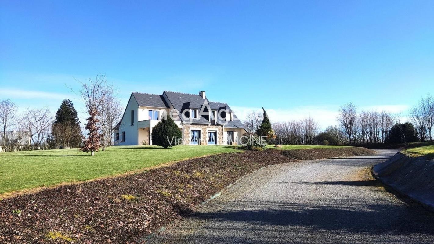 Vente Maison à Saint-Hilaire-du-Harcouët 9 pièces