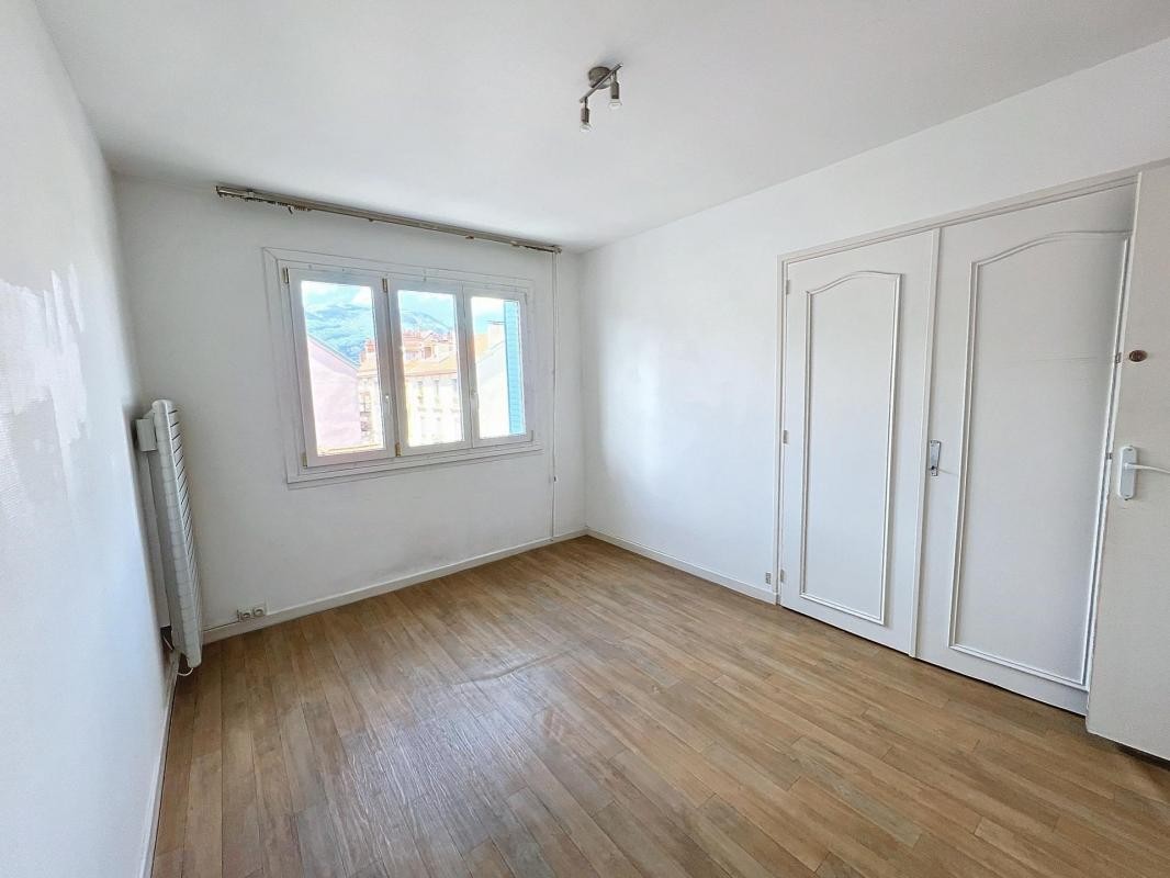 Vente Appartement à Grenoble 5 pièces