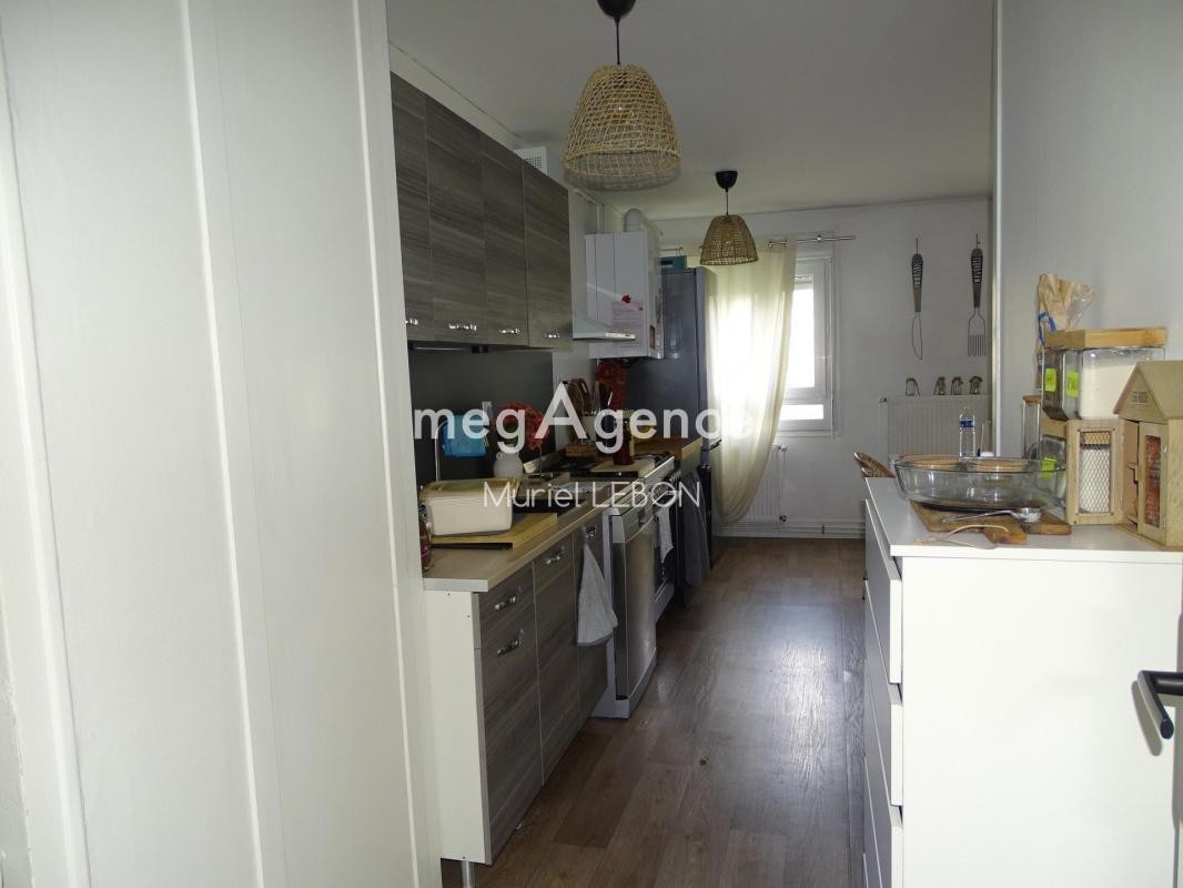 Vente Appartement à Fougères 5 pièces