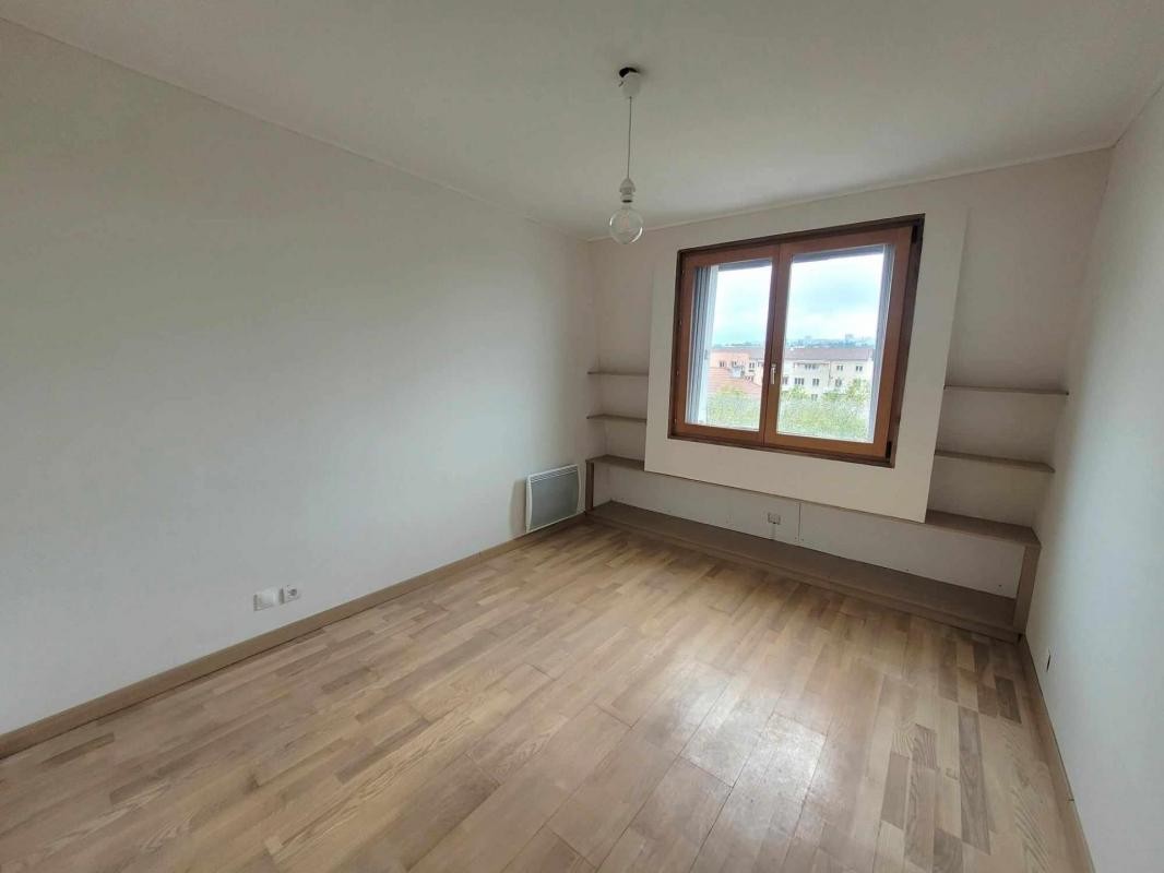 Vente Appartement à Saint-Étienne 5 pièces