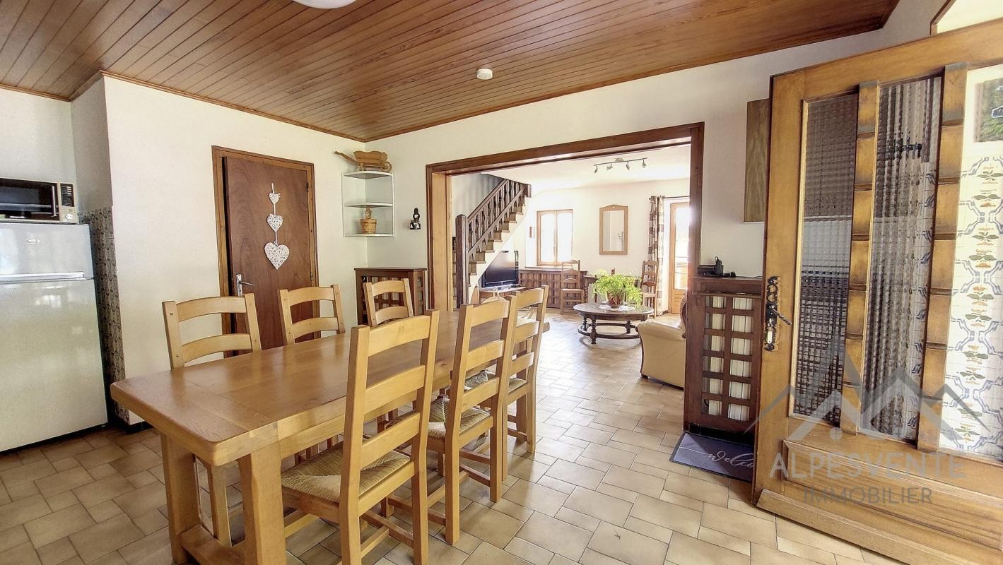 Vente Maison à Saint-Jean-d'Aulps 8 pièces